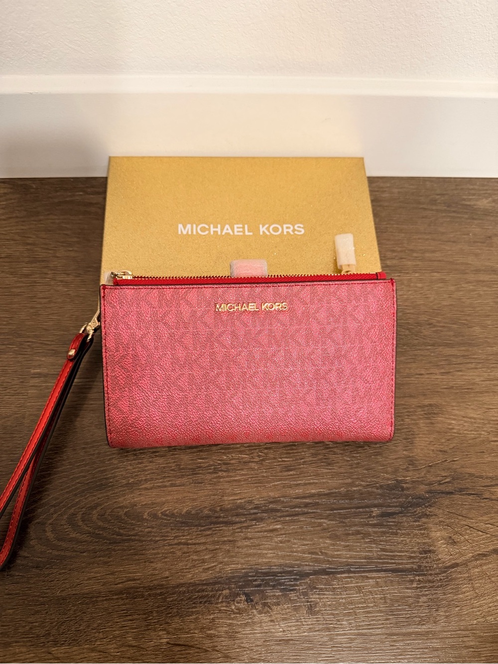 Michael Kors Wristlet Wallet - Picture 5 of 7